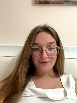 Bellatrisssaa online show from November 2025 02:39:02 PM