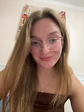 Bellatrisssaa online show from November 2025 08:08:01 PM