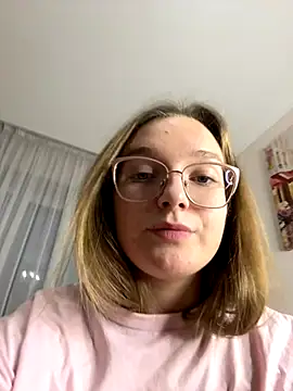 Bellatrisssaa online show from November 2025 03:02:01 PM