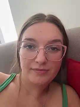 Bellatrisssaa online show from September 2025 08:24:01 AM