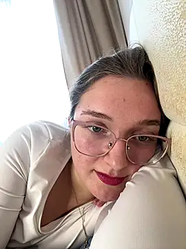 Bellatrisssaa online show from November 2025 11:36:02 AM