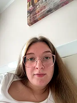 Bellatrisssaa online show from November 2025 09:45:02 AM