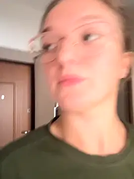 Bellatrisssaa online show from September 2025 08:39:01 AM