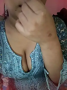 Snapshot of Samiya3344 chatting on October 2025 02:13:02 AM Samiya3344 online show from October 2025 02:13:02 AM