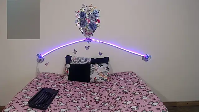 Snapshot of Valeryxs chatting on October 2025 08:53:02 PM Valeryxs online show from October 2025 08:53:02 PM