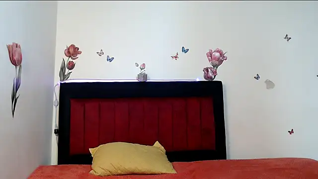 Valeryxs online show from April 2026 01:34:02 PM