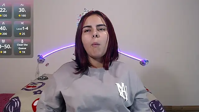 Snapshot of Valeryxs chatting on November 2025 08:24:02 PM Valeryxs online show from November 2025 08:24:02 PM