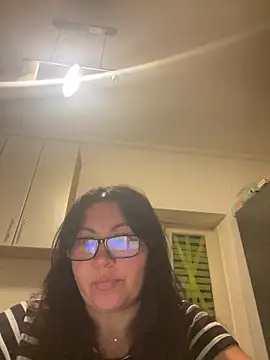 Snapshot of Vilvet777 chatting on September 2025 10:15:01 PM Vilvet777 online show from September 2025 10:15:01 PM