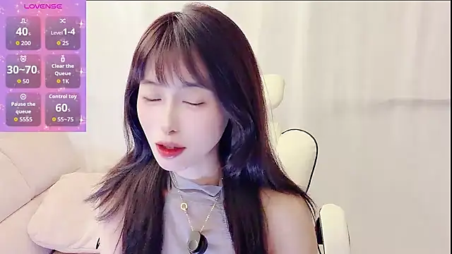 yuanbao a online show from February 2026 01:06:02 PM