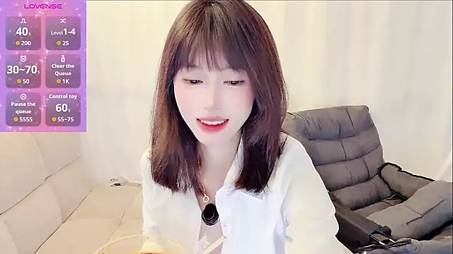 yuanbao a online show from February 2026 05:30:01 AM