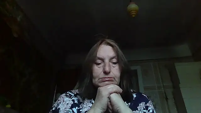 AnnaLive570 online show from October 2025 12:19:02 PM