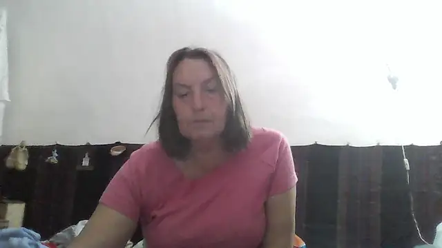 Snapshot of AnnaLive570 chatting on May 2026 02:17:01 AM AnnaLive570 online show from May 2026 02:17:01 AM