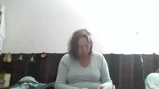 Snapshot of AnnaLive570 chatting on May 2026 02:00:01 AM AnnaLive570 online show from May 2026 02:00:01 AM