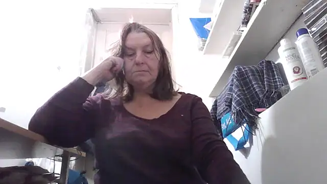 AnnaLive570 online show from February 2026 06:11:01 AM