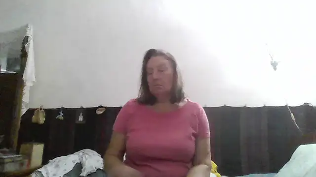 Snapshot of AnnaLive570 chatting on June 2026 03:01:02 AM AnnaLive570 online show from June 2026 03:01:02 AM