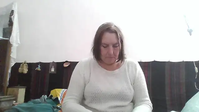 AnnaLive570 online show from April 2026 01:51:01 PM