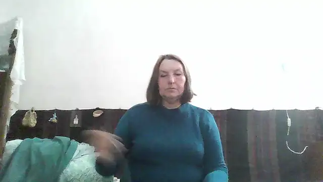 AnnaLive570 online show from April 2026 02:18:02 PM