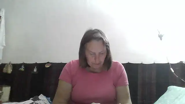 Snapshot of AnnaLive570 chatting on June 2026 02:31:01 AM AnnaLive570 online show from June 2026 02:31:01 AM