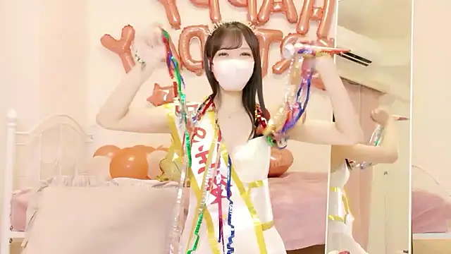 roachan  online show from March 2026 02:07:02 PM