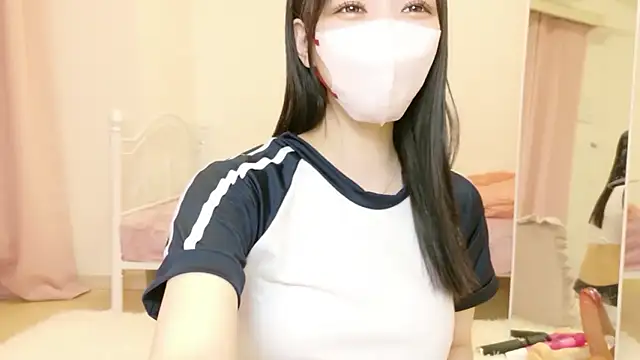 roachan  online show from March 2026 01:38:01 PM