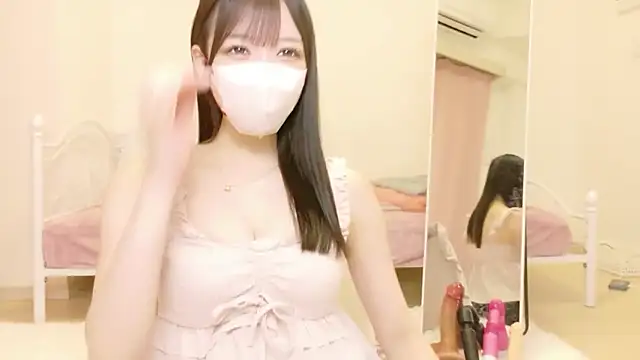 roachan  online show from March 2026 01:29:02 PM