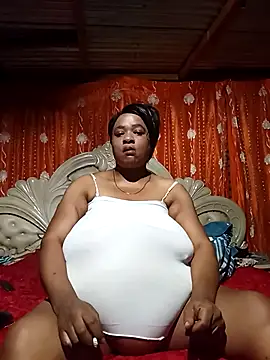 BUSTY QUEEEN online show from October 2025 06:51:01 PM