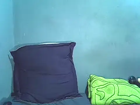 BUSTY QUEEEN online show from November 2025 04:44:02 PM