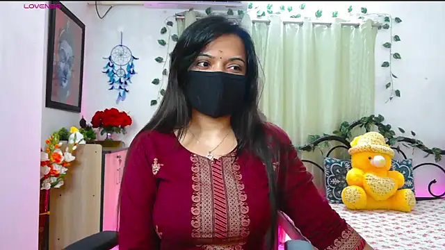 WildDimpi 0 online show from November 2025 06:01:01 PM