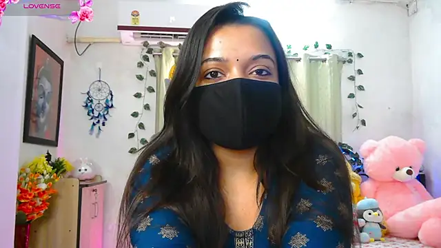 WildDimpi 0 online show from May 2026 05:39:02 PM