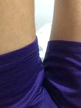 elpeluchenegroxxx3 online show from February 2026 03:41:01 AM