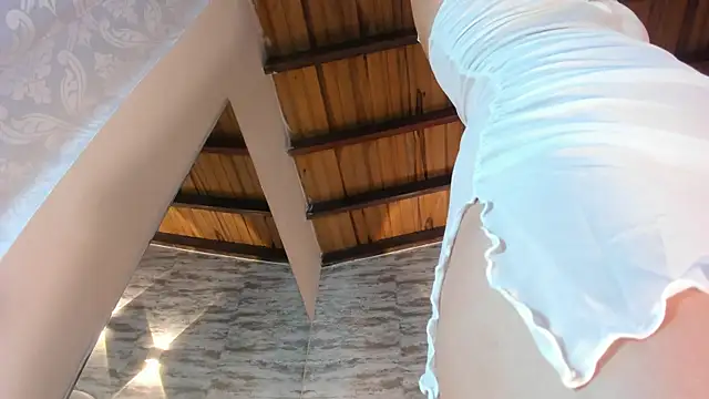 Kristy1  online show from November 2025 11:14:01 AM