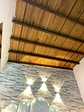 Kristy1  online show from December 2025 11:31:01 AM