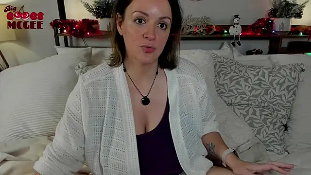 BigBoobsMcGee online show from December 2025 02:49:02 AM