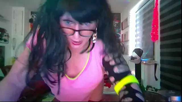 hellgirl1980 online show from May 2026 07:56:02 PM
