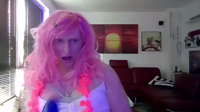 hellgirl1980 online show from April 2026 11:46:02 AM