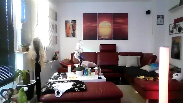 Snapshot of hellgirl1980 chatting on October 2025 01:23:01 PM hellgirl1980 online show from October 2025 01:23:01 PM