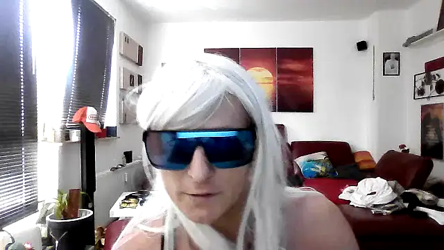 Snapshot of hellgirl1980 chatting on September 2025 11:27:01 AM hellgirl1980 online show from September 2025 11:27:01 AM
