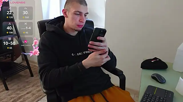 Ryan Dozer online show from March 2026 06:49:02 AM