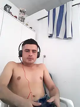 Andr3s69xxx online show from April 2026 02:36:02 PM
