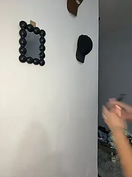 Sashailardi online show from April 2026 09:10:02 PM