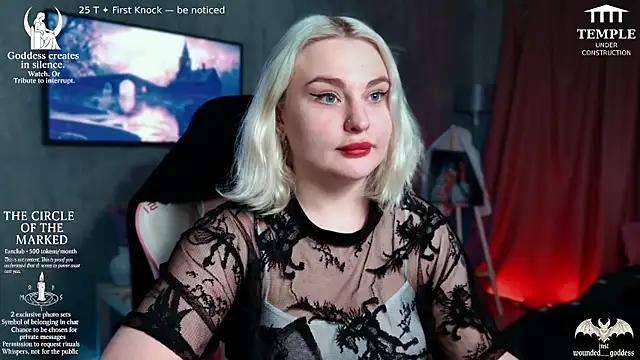 Snapshot of Wounded_Goddess_ chatting on November 2025 05:44:01 AM Wounded Goddess online show from November 2025 05:44:01 AM