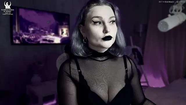 Wounded Goddess  online show from January 2026 06:53:02 AM