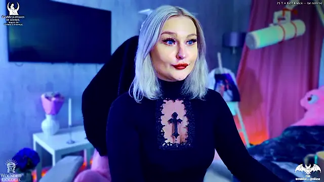 Wounded Goddess  online show from February 2026 06:22:01 AM