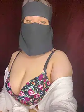 RooVaaN-Xx online show from October 2025 10:38:01 AM