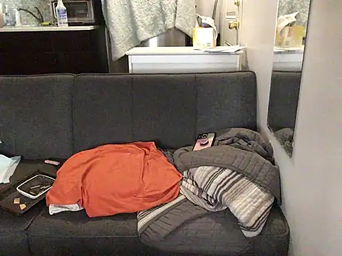 littyleesh1 online show from February 2026 12:43:01 AM