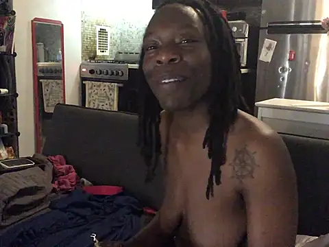 Snapshot of littyleesh1 chatting on May 2026 12:32:02 AM littyleesh1 online show from May 2026 12:32:02 AM