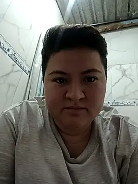 Noha Whiitee online show from November 2025 03:32:01 AM