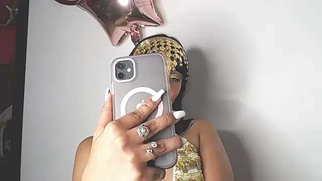 charlottekiss99 online show from October 2025 03:19:02 PM