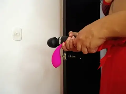 charlottekiss99 online show from February 2026 08:52:02 PM