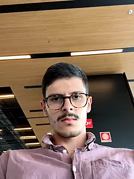 Snapshot of gabemodel chatting on September 2025 04:44:01 PM gabemodel online show from September 2025 04:44:01 PM